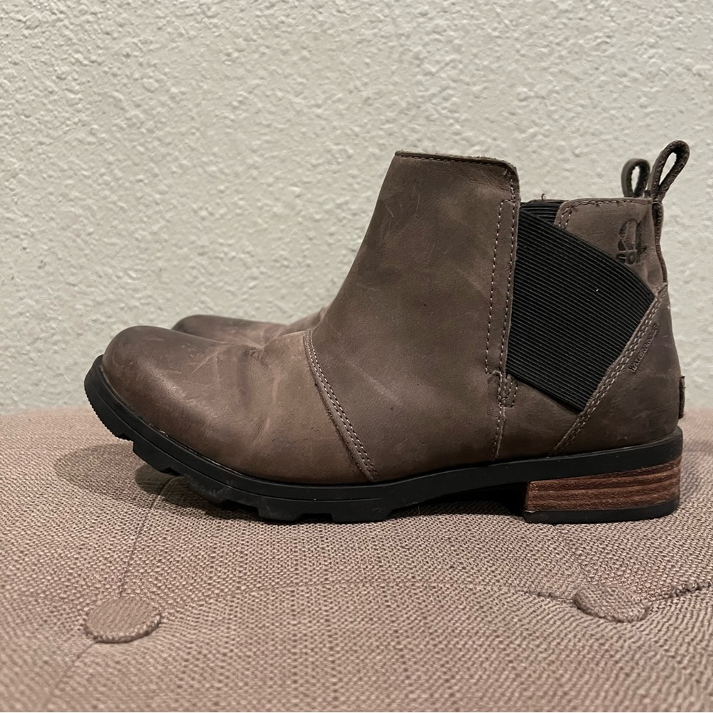 Sorel Women's Taupe Leather Ankle Booties